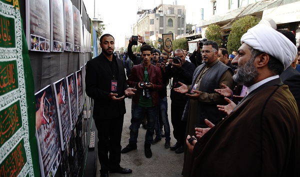عدسة (100) مصور محليا وعربيا يثيرون جدلا إبداعيا قرب الحرم الحسيني الشريف