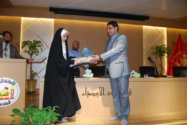 مؤسسة الحسيني الصغير تحتفي بتخرج اكثر من (50) طفلا من دوراتها الصيفة