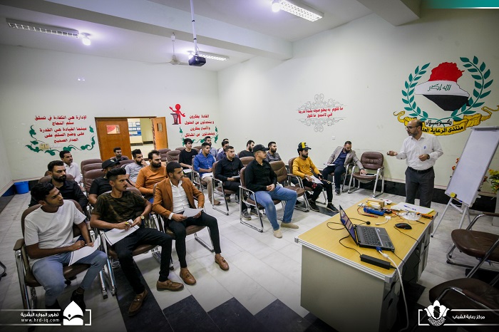 مركز رعاية الشباب ينفذ دورة مهنية للشباب في كربلاء .